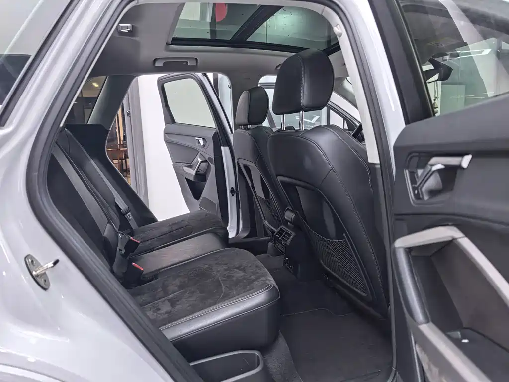 Audi Q3 — миниатюра 8