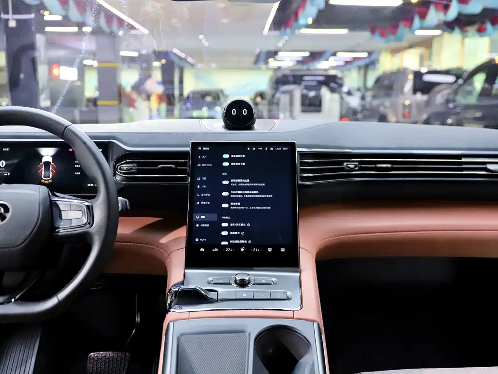 NIO EC6 — миниатюра 12