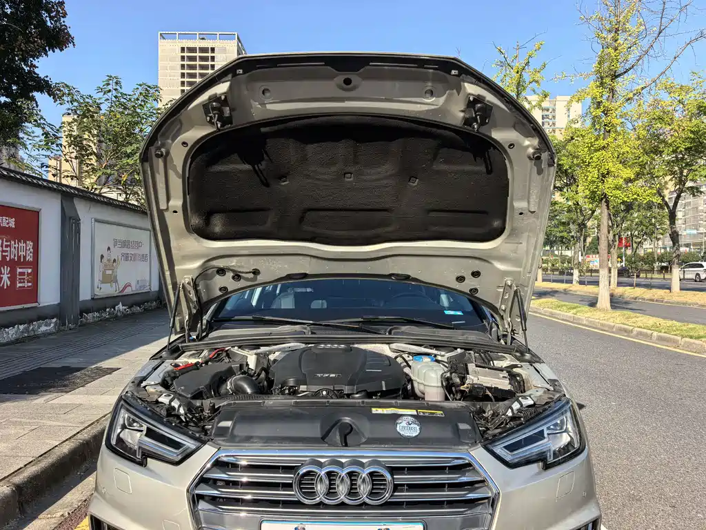 Audi A4L — миниатюра 4