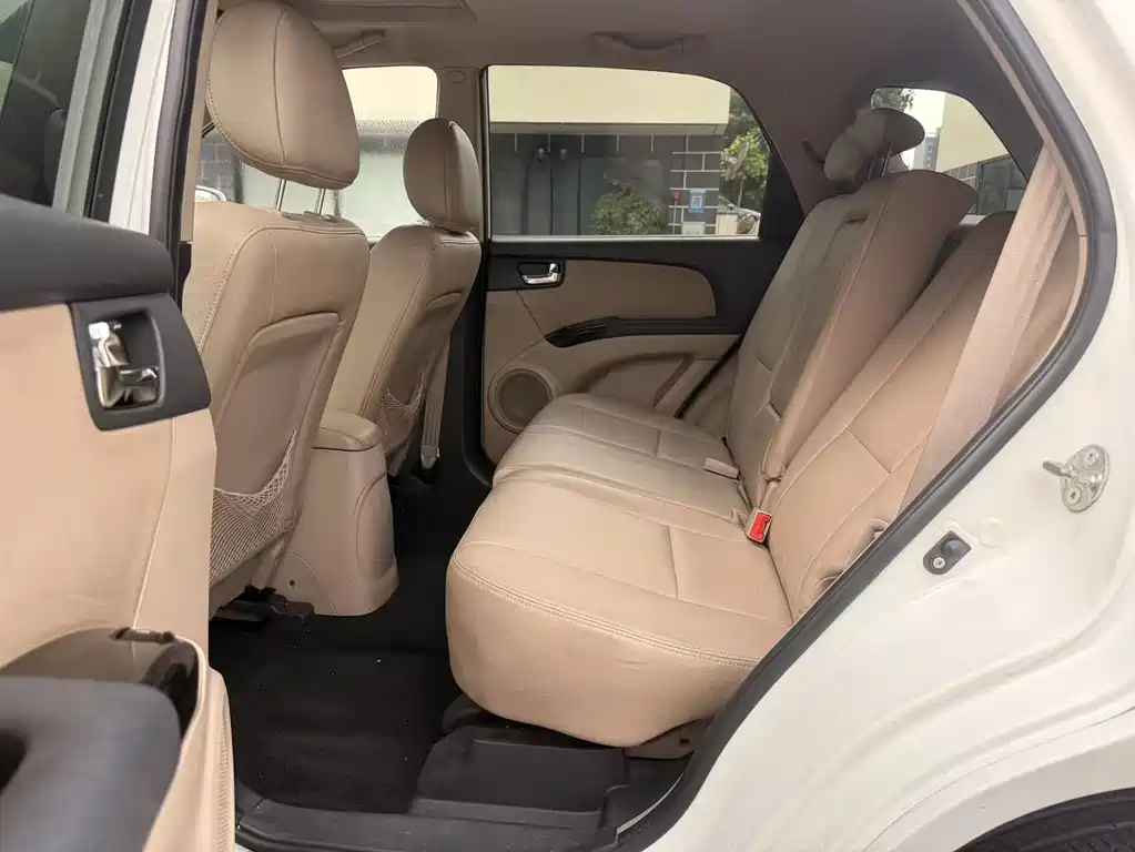 Kia Sportage — миниатюра 12