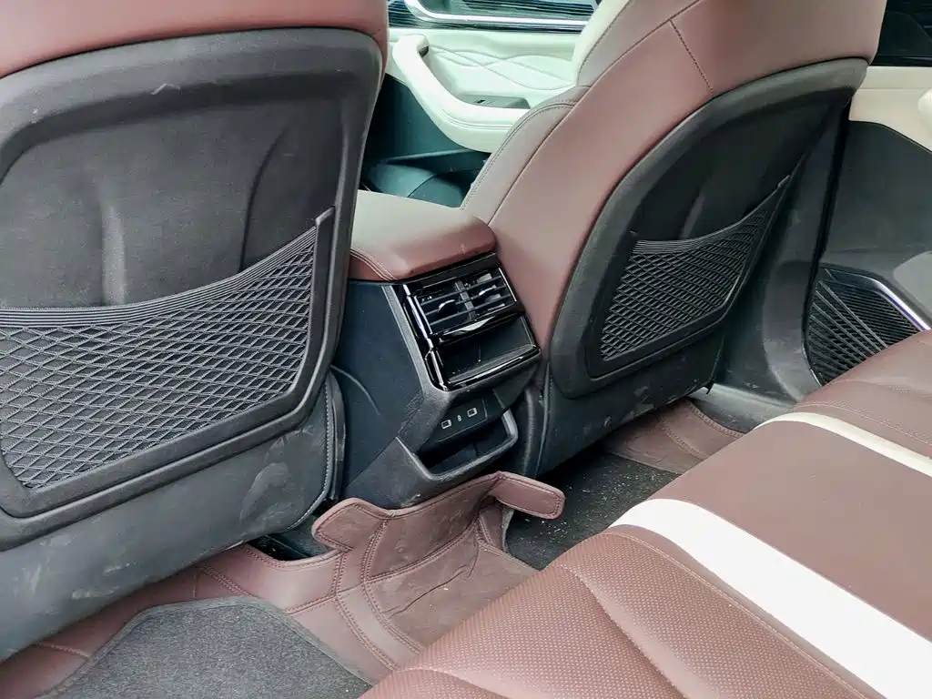 Geely Xingyue L — миниатюра 9
