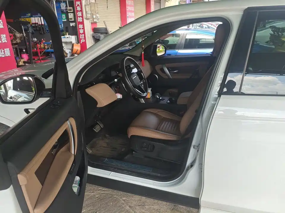 Land Rover Discovery Sport — миниатюра 9
