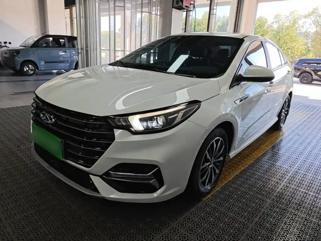 Chery Arrizo 5 PLUS — миниатюра 2