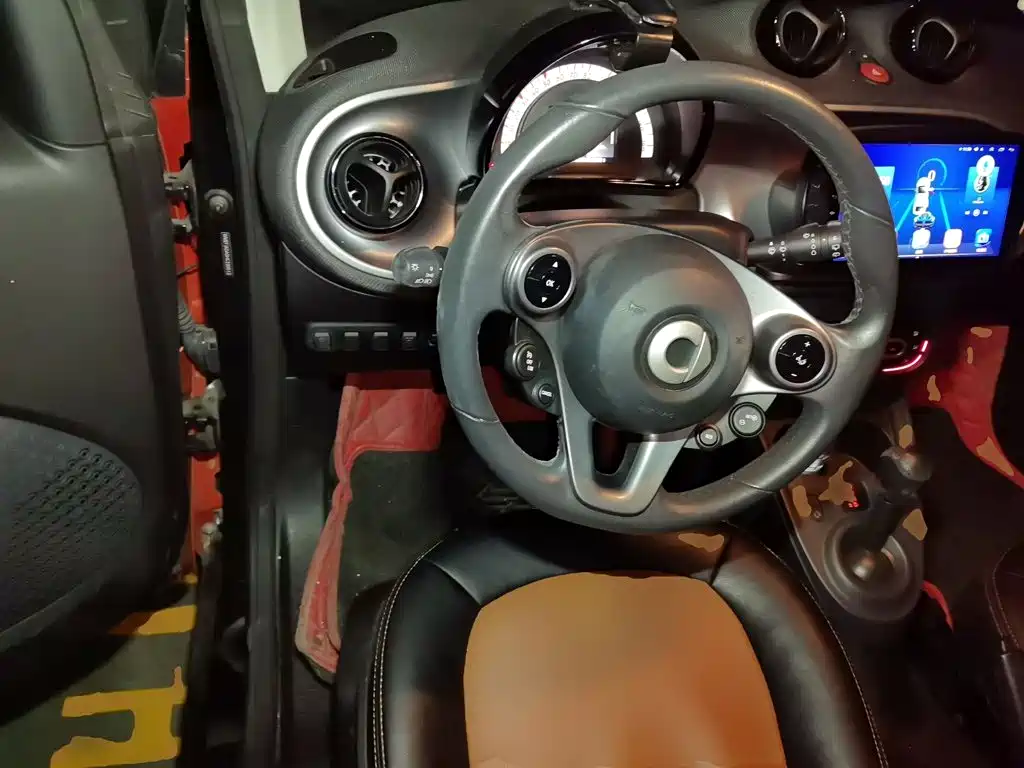 smart Smart Fortwo — миниатюра 6