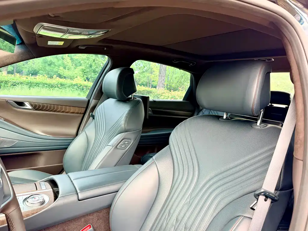 Genesis G80 — миниатюра 10