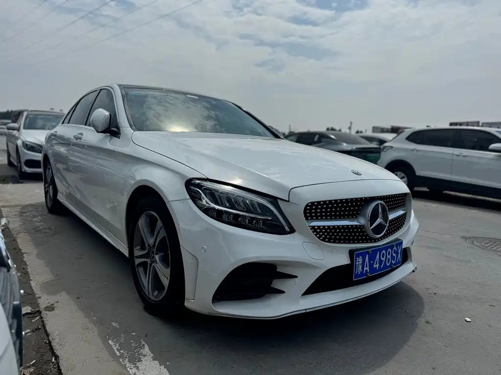 Mercedes-Benz C-Class 2020