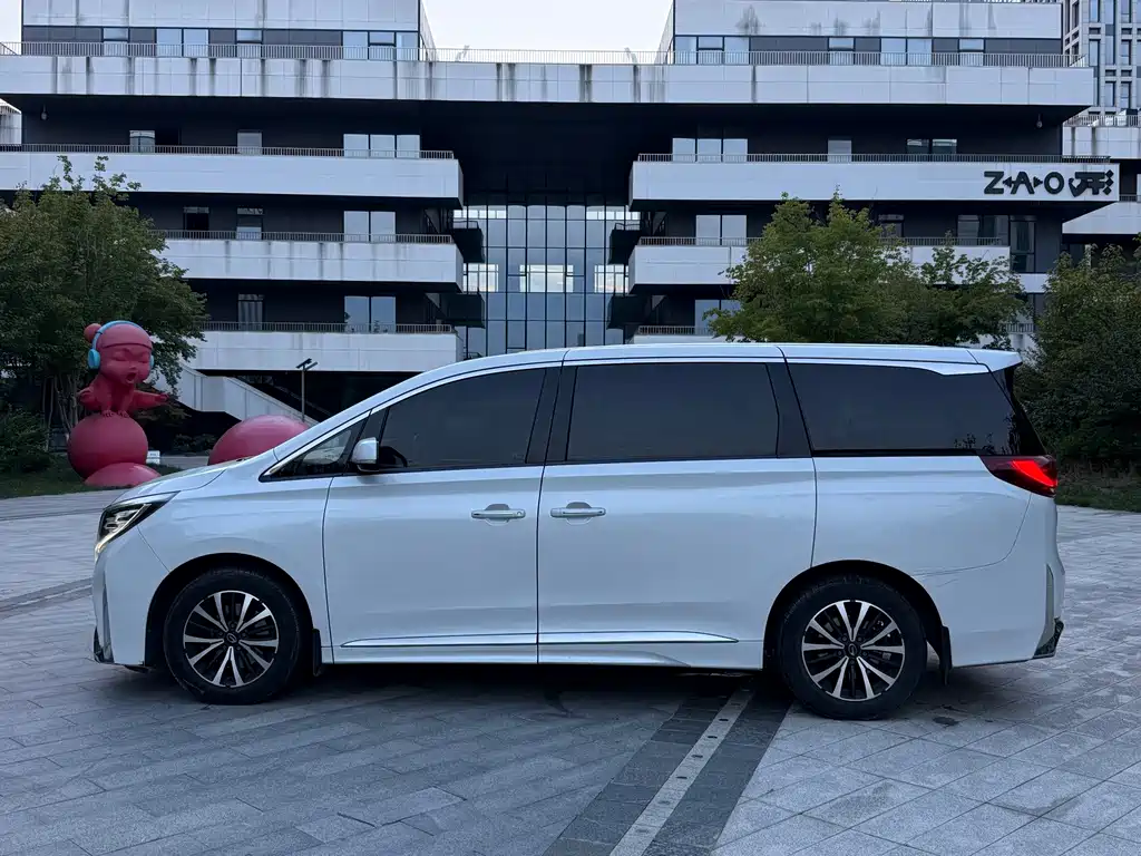 GAC Motor Trumpchi M8 — миниатюра 3