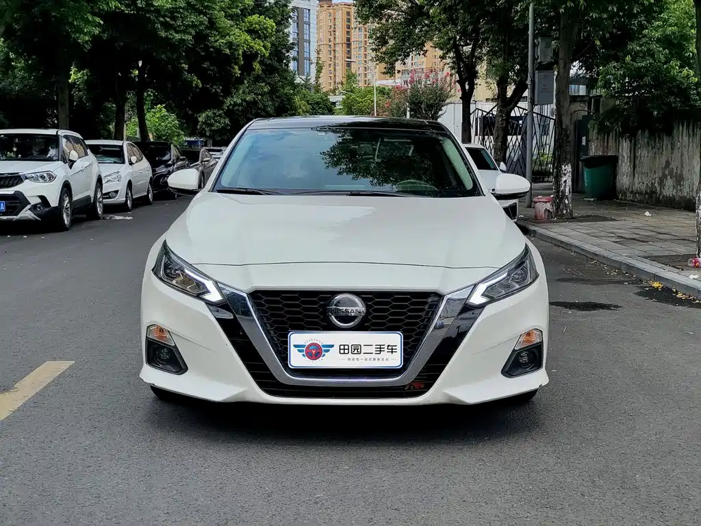 Nissan Teana — миниатюра 2