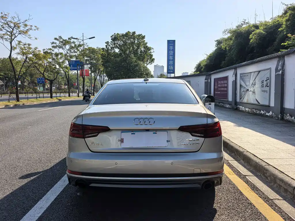Audi A4L — миниатюра 14