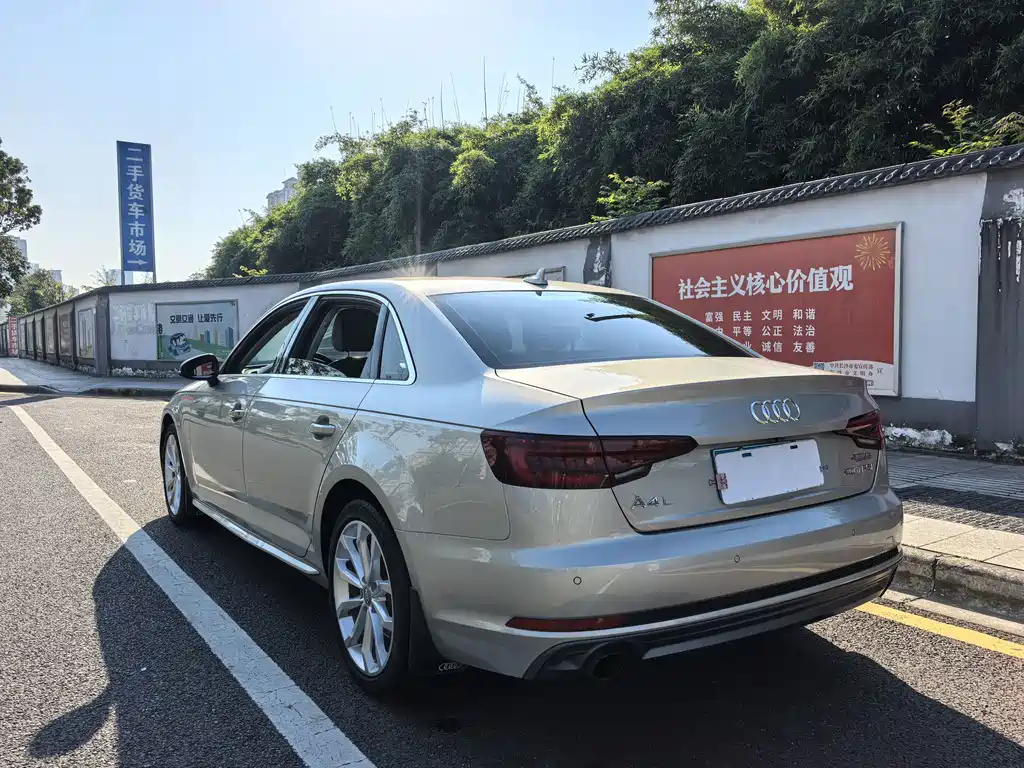 Audi A4L — миниатюра 15