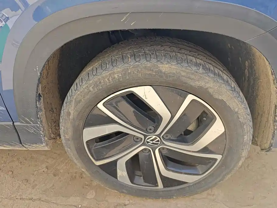 Volkswagen Tharu — миниатюра 6