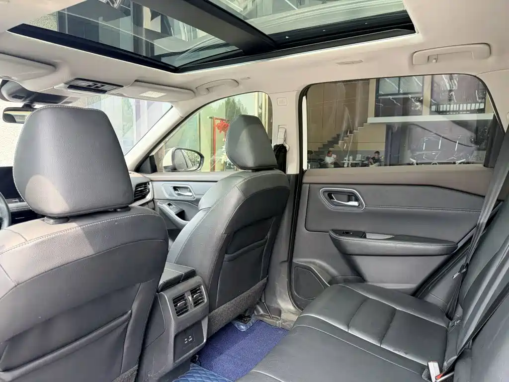 Nissan X-Trail — миниатюра 12