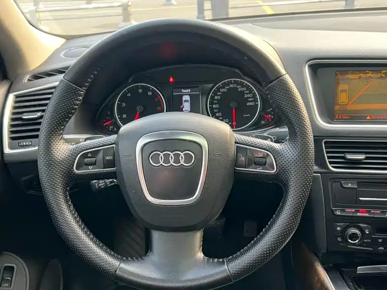 Audi Q5 — миниатюра 10