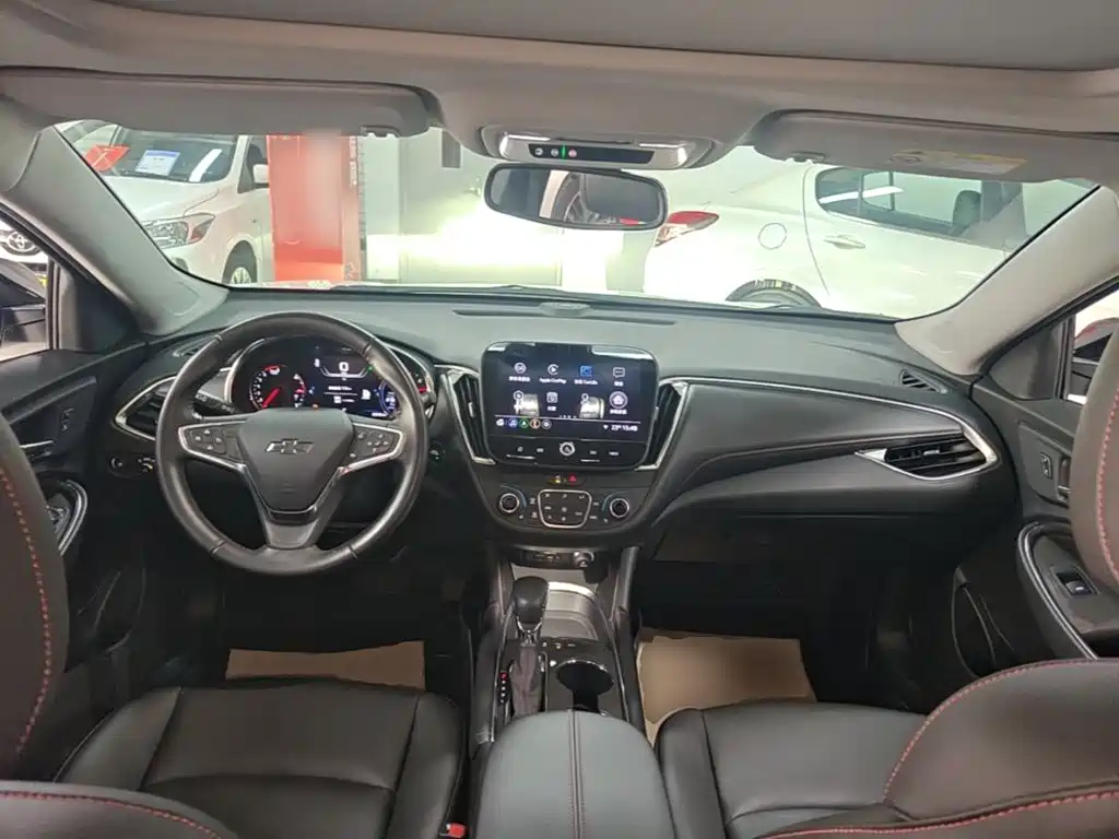 Chevrolet Malibu XL — миниатюра 10