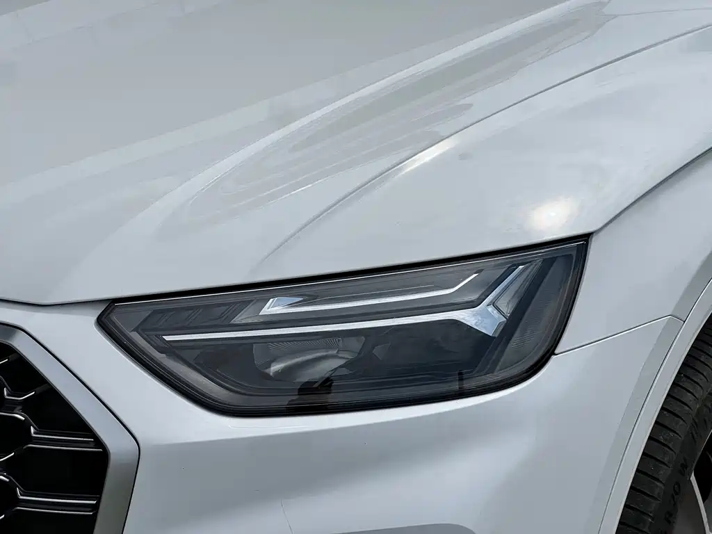 Audi Q5L — миниатюра 18