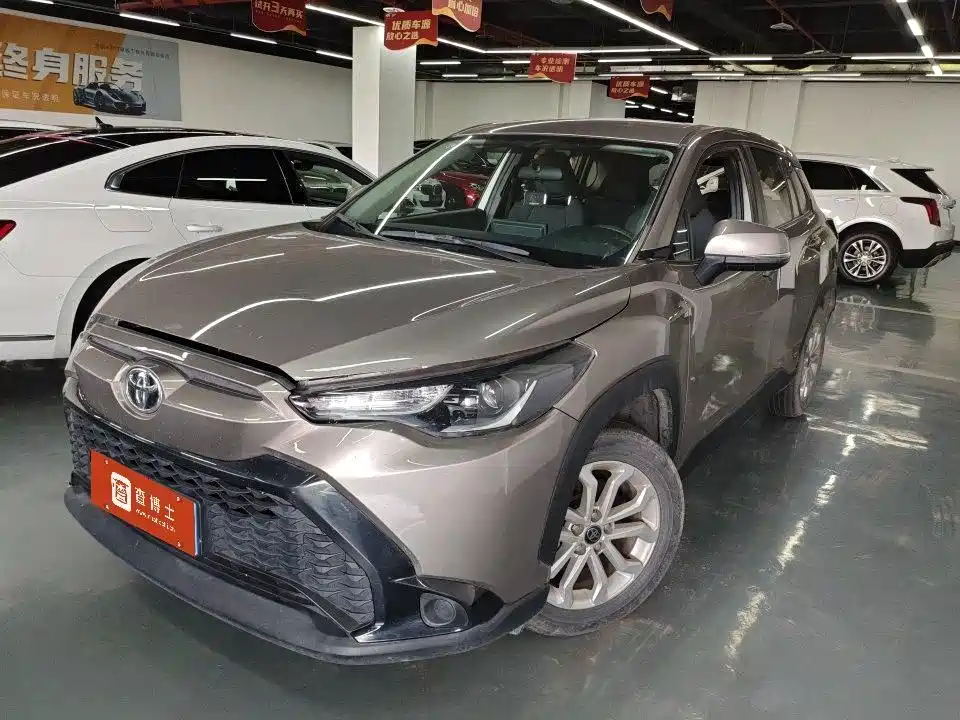 Toyota Frontlander 2024