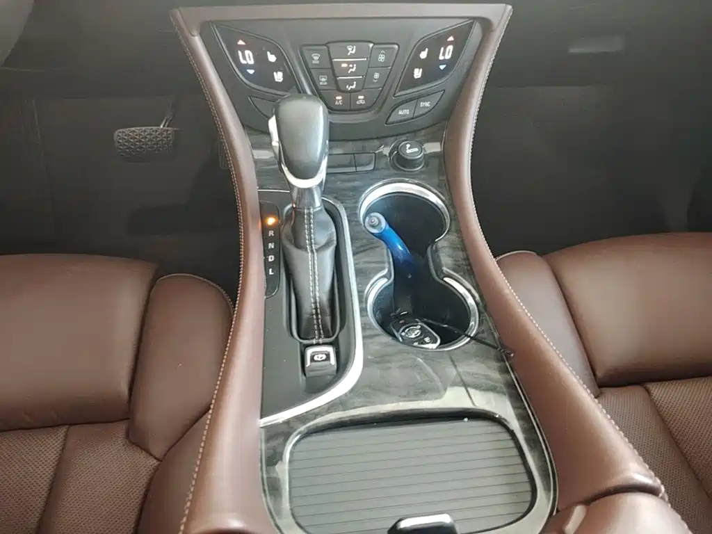 Buick Envision Plus — миниатюра 14