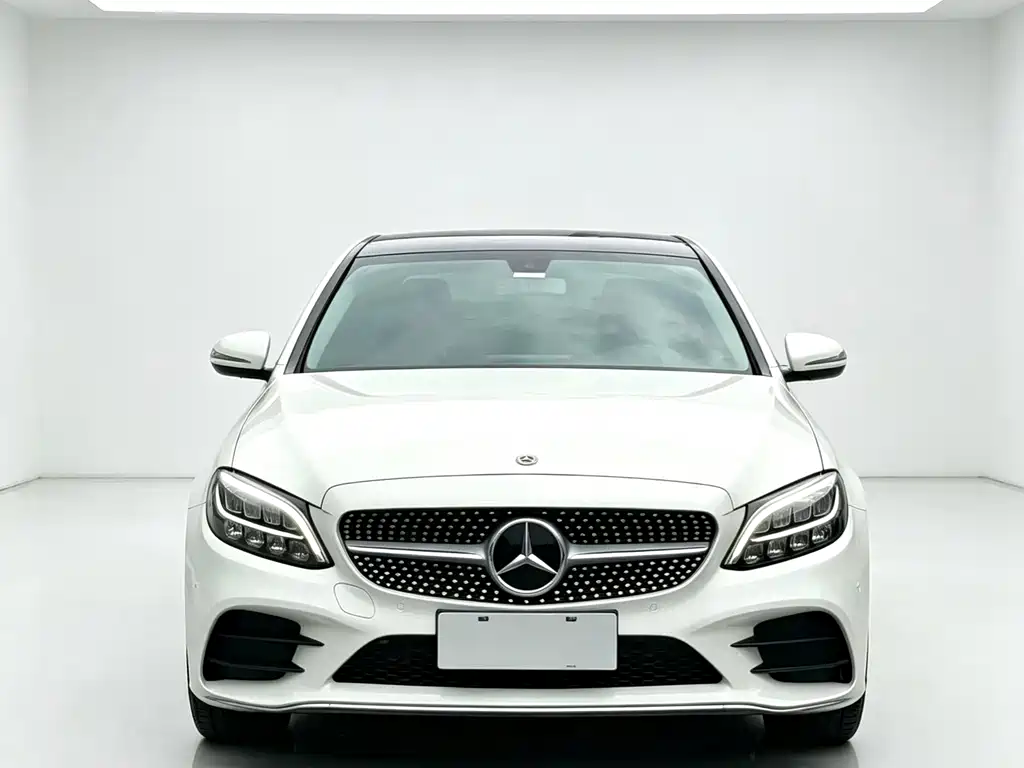 Mercedes-Benz C-Class — миниатюра 2