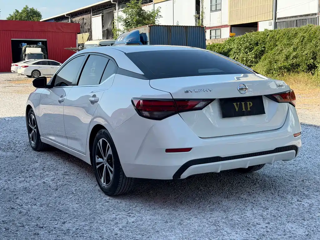 Nissan Sylphy — миниатюра 4
