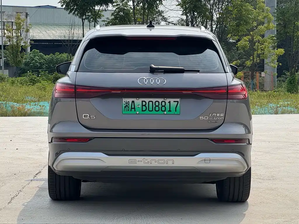 Audi Q5 e-tron — миниатюра 9