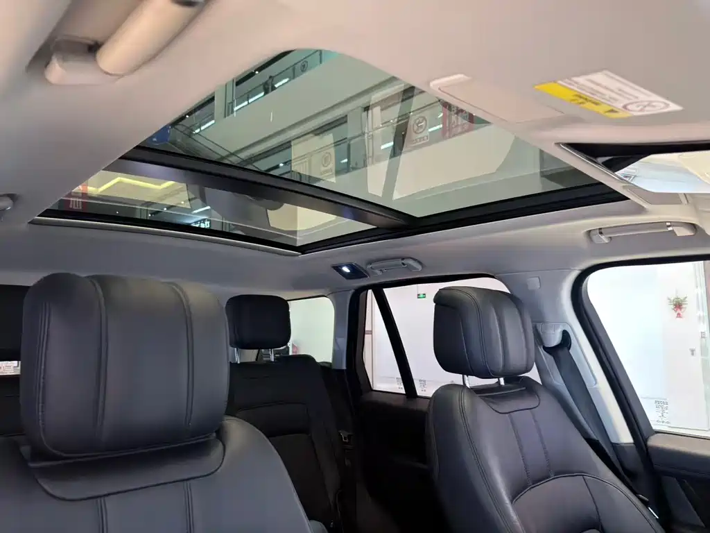 Land Rover Range Rover — миниатюра 14