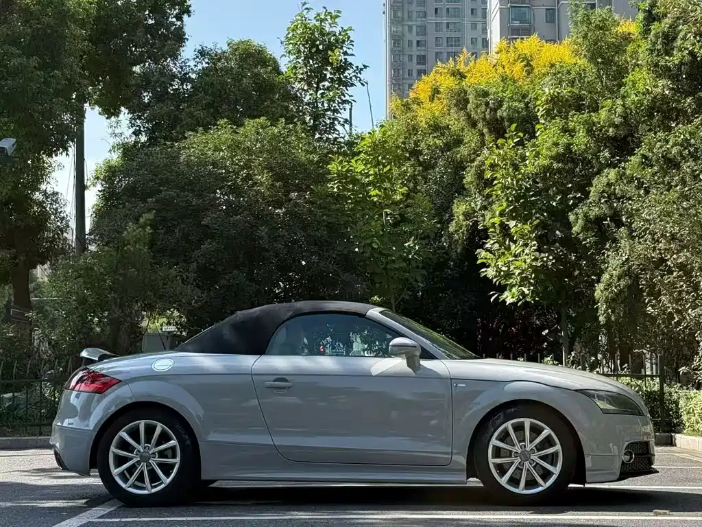 Audi TT — миниатюра 9