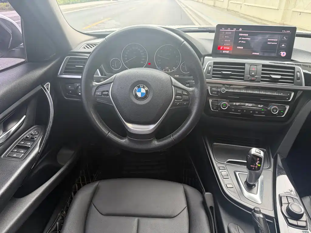 BMW 3 Series — миниатюра 9