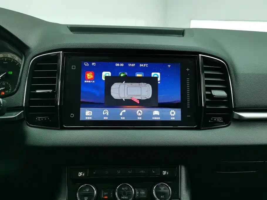 Skoda Karoq — миниатюра 13
