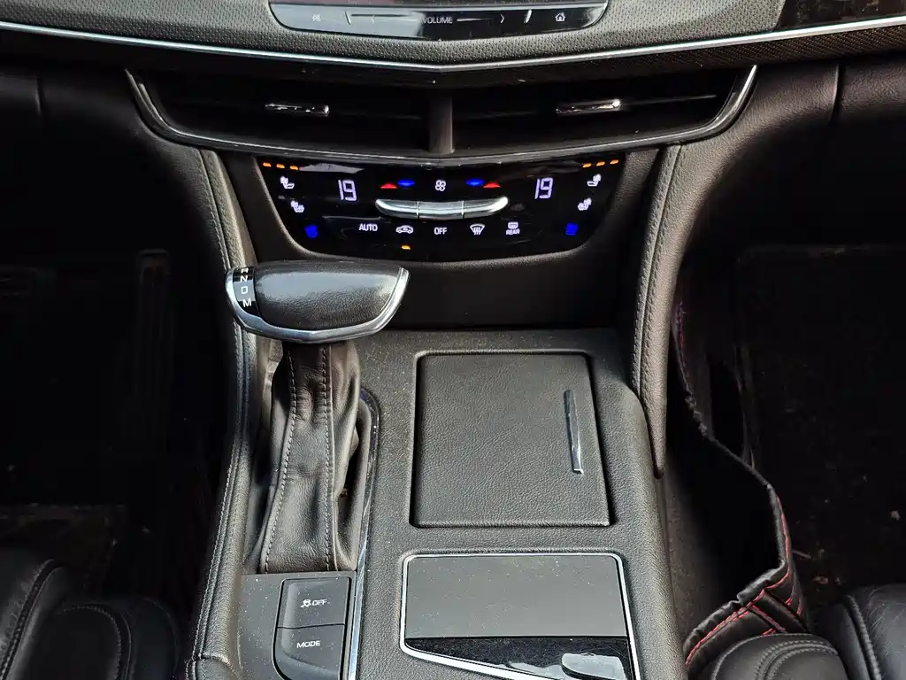 Cadillac CT6 — миниатюра 8