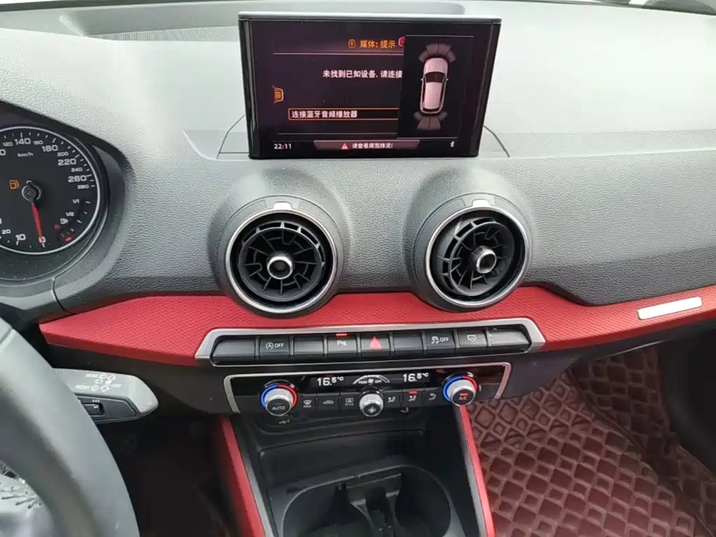 Audi Q2L — миниатюра 13