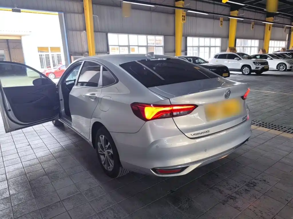 Buick Verano — миниатюра 5