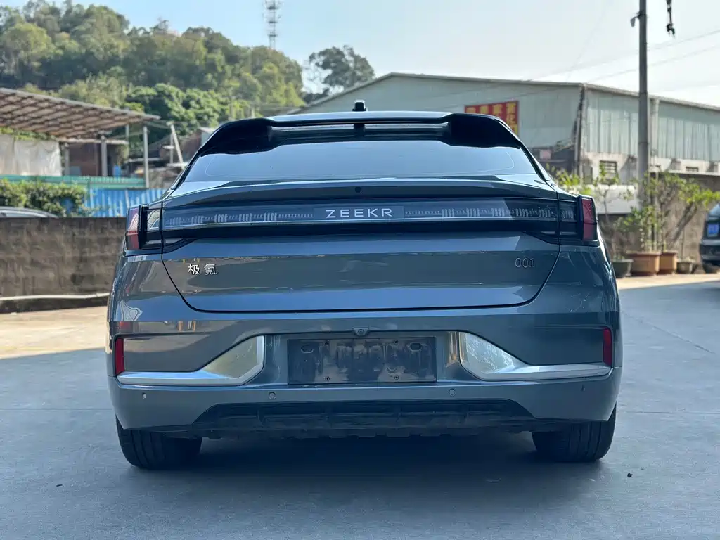 ZEEKR EXTREME KRYPTON 001