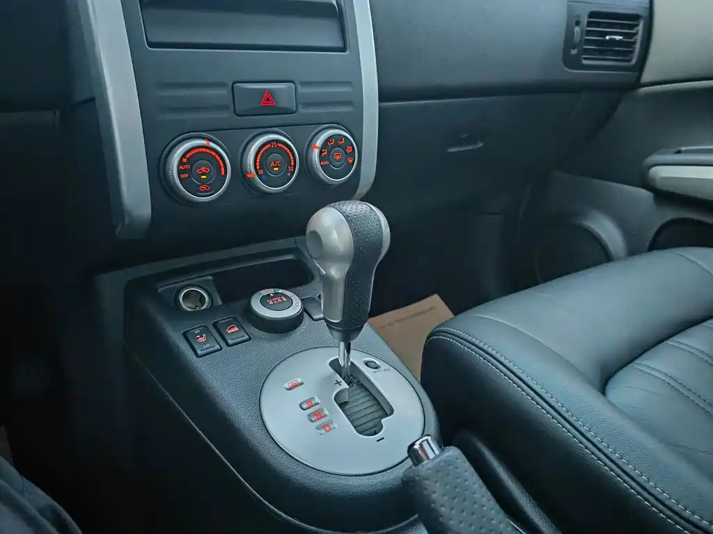 Nissan X-Trail — миниатюра 9