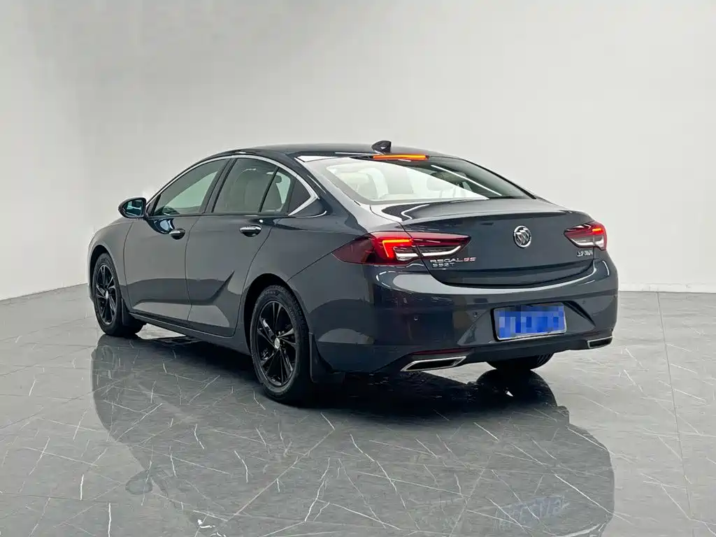 Buick Regal — миниатюра 4