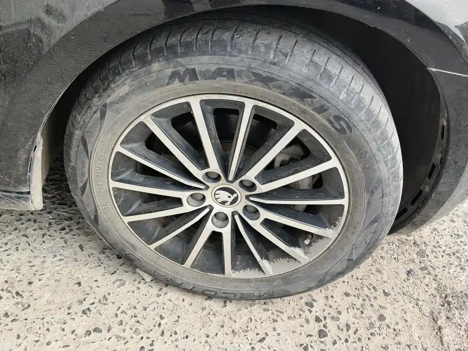 Skoda Octavia — миниатюра 6
