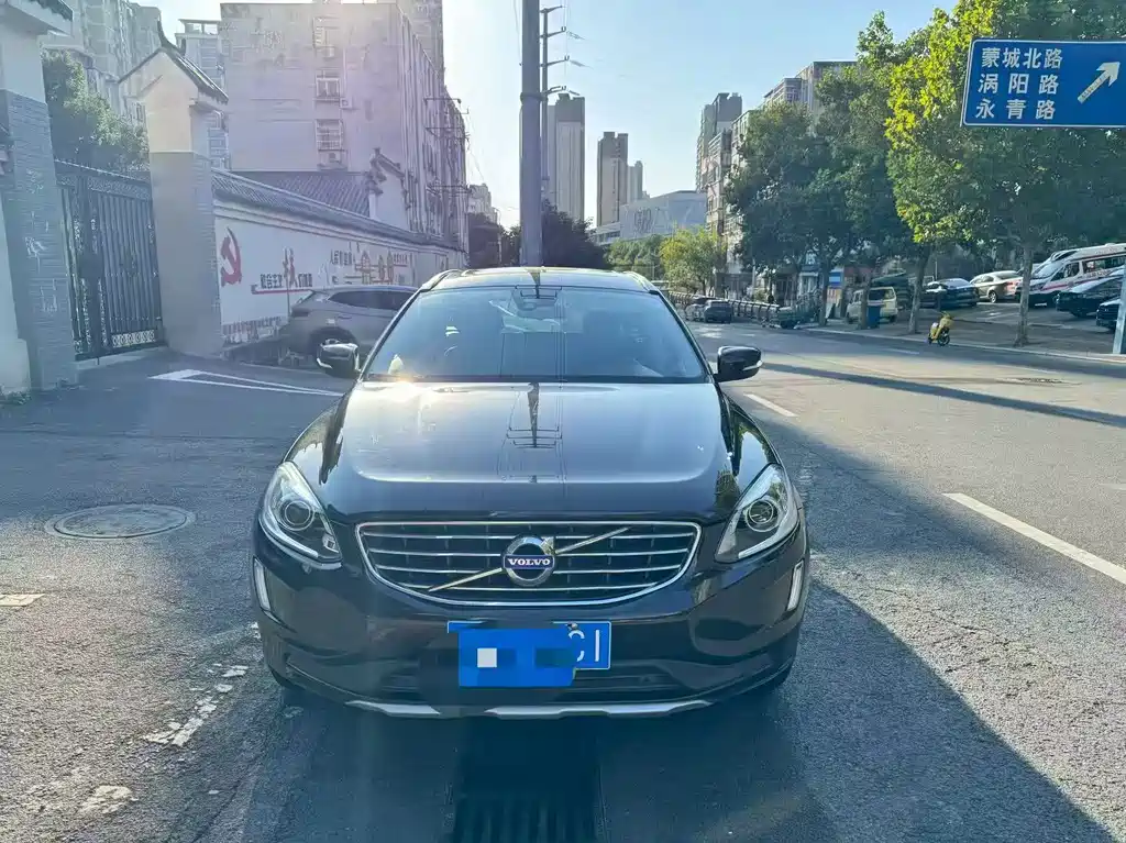 Volvo XC60 — миниатюра 2