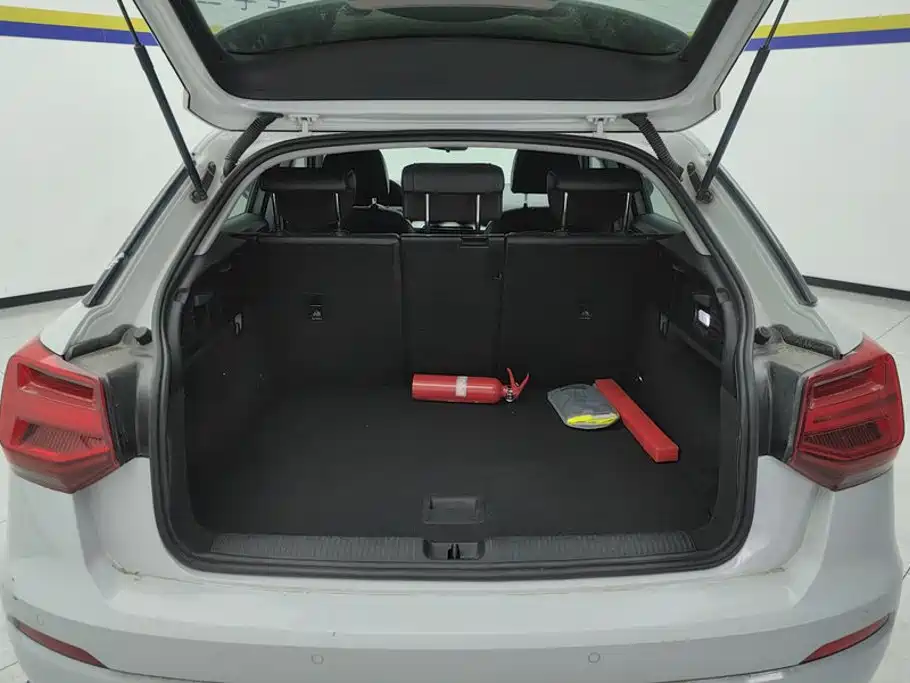 Audi Q2L — миниатюра 4