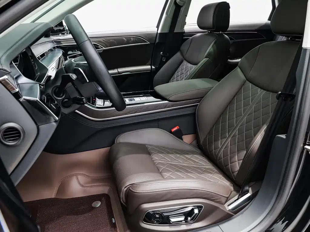 Audi A8 — миниатюра 10