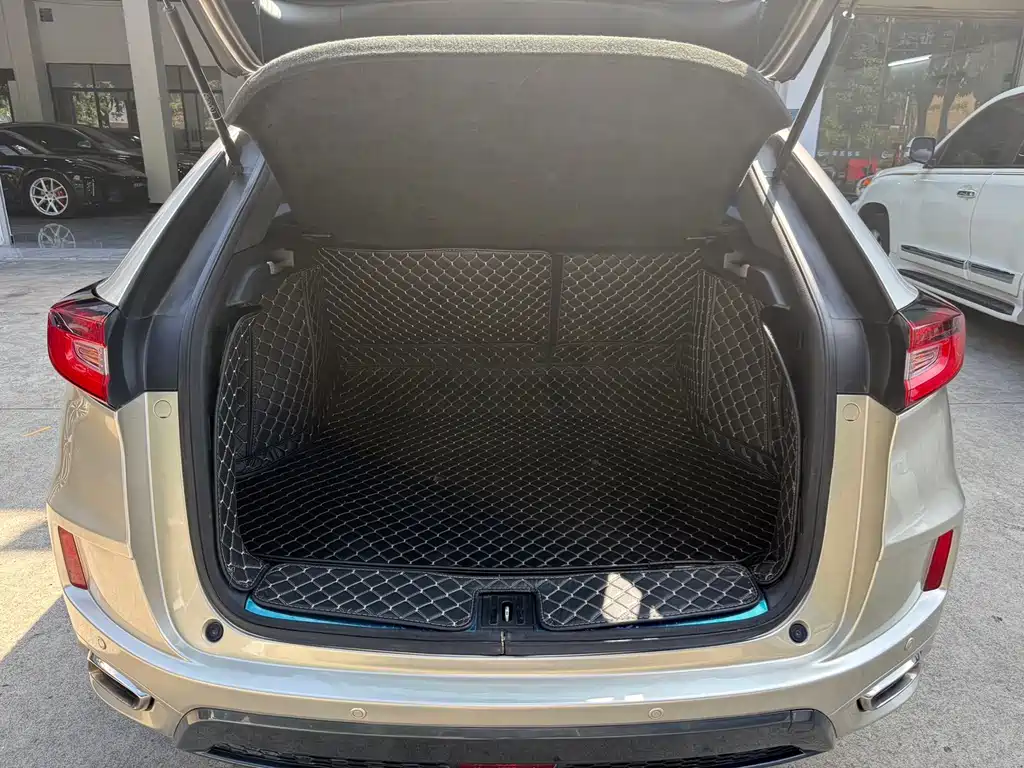 Honda UR-V — миниатюра 12