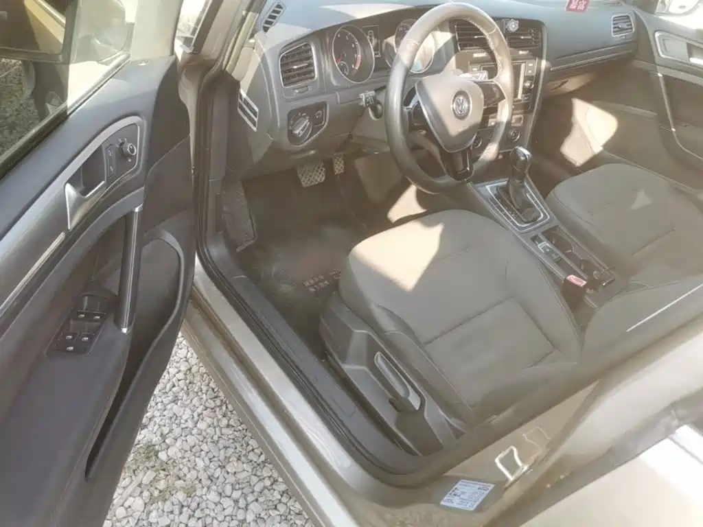 Volkswagen Golf — миниатюра 16