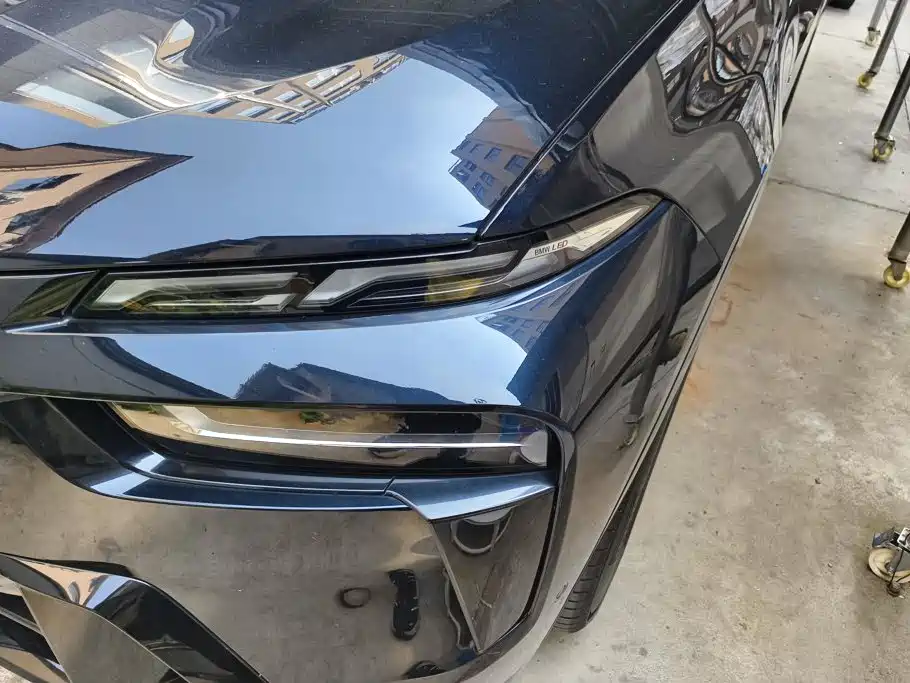BMW X7 — миниатюра 5