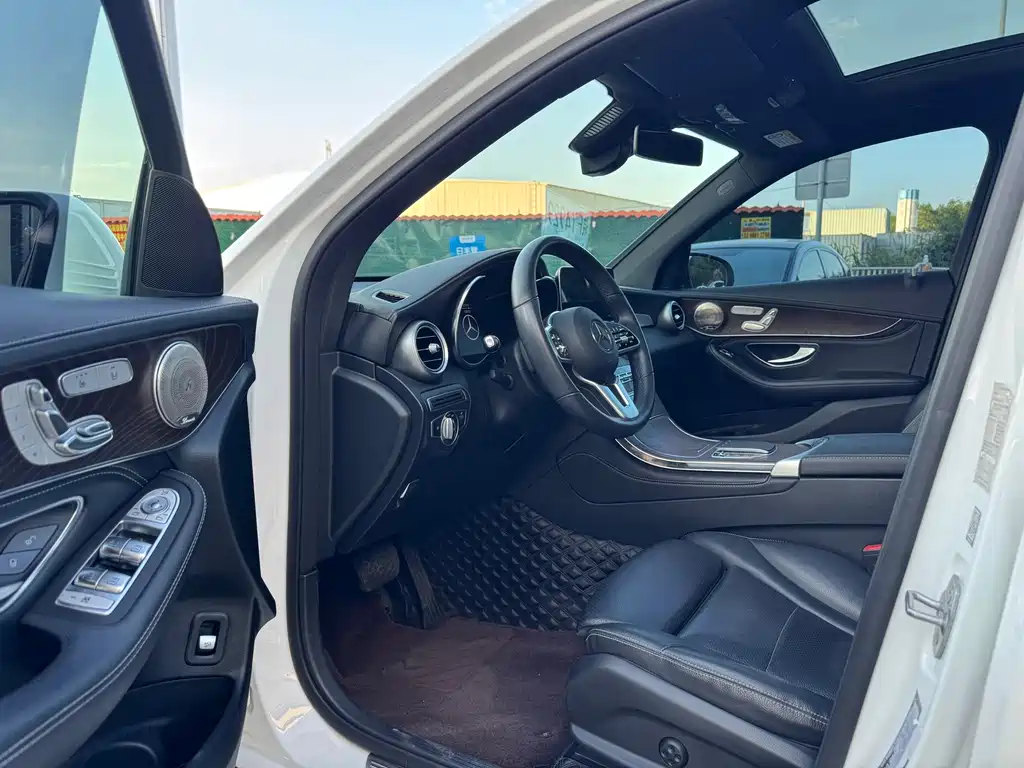 Mercedes-Benz GLC — миниатюра 4
