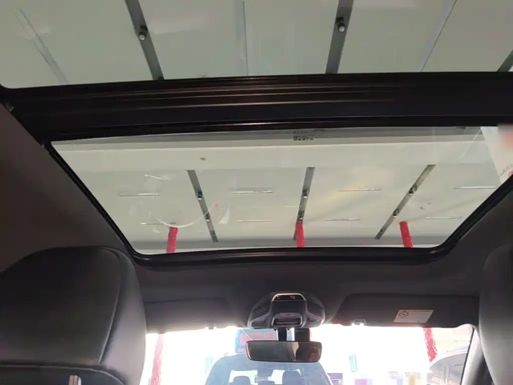 Geely Binyue — миниатюра 18