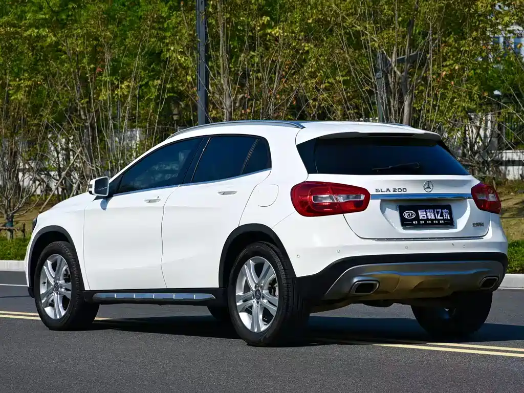 Mercedes-Benz GLA — миниатюра 14