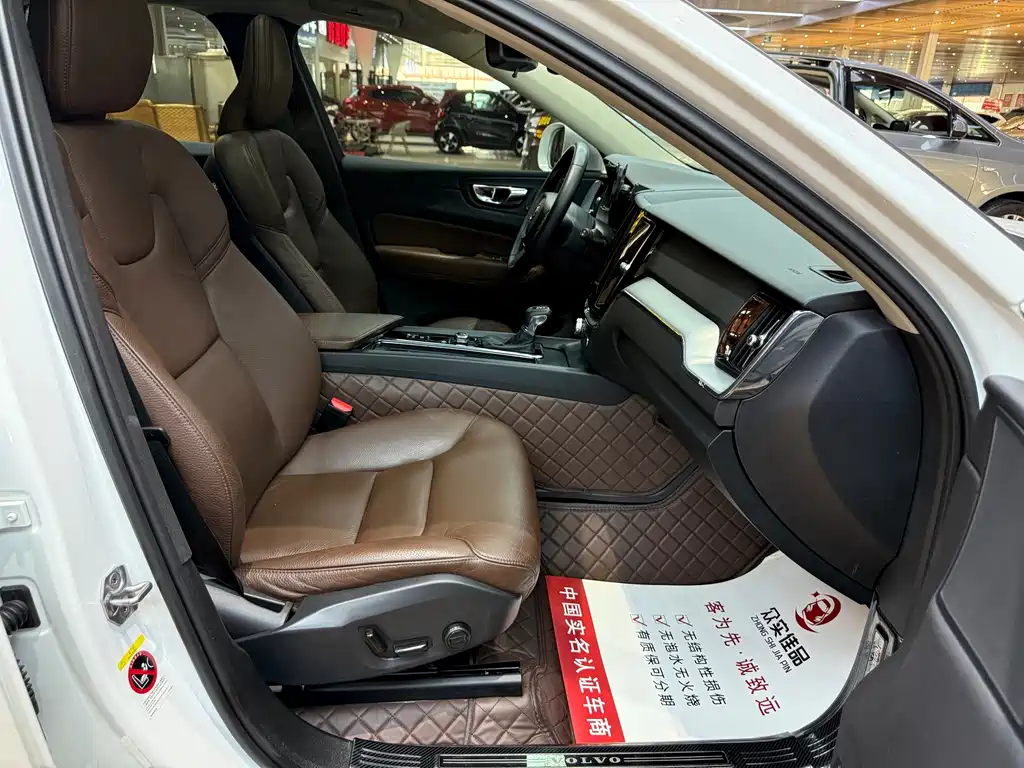 Volvo XC60 — миниатюра 29