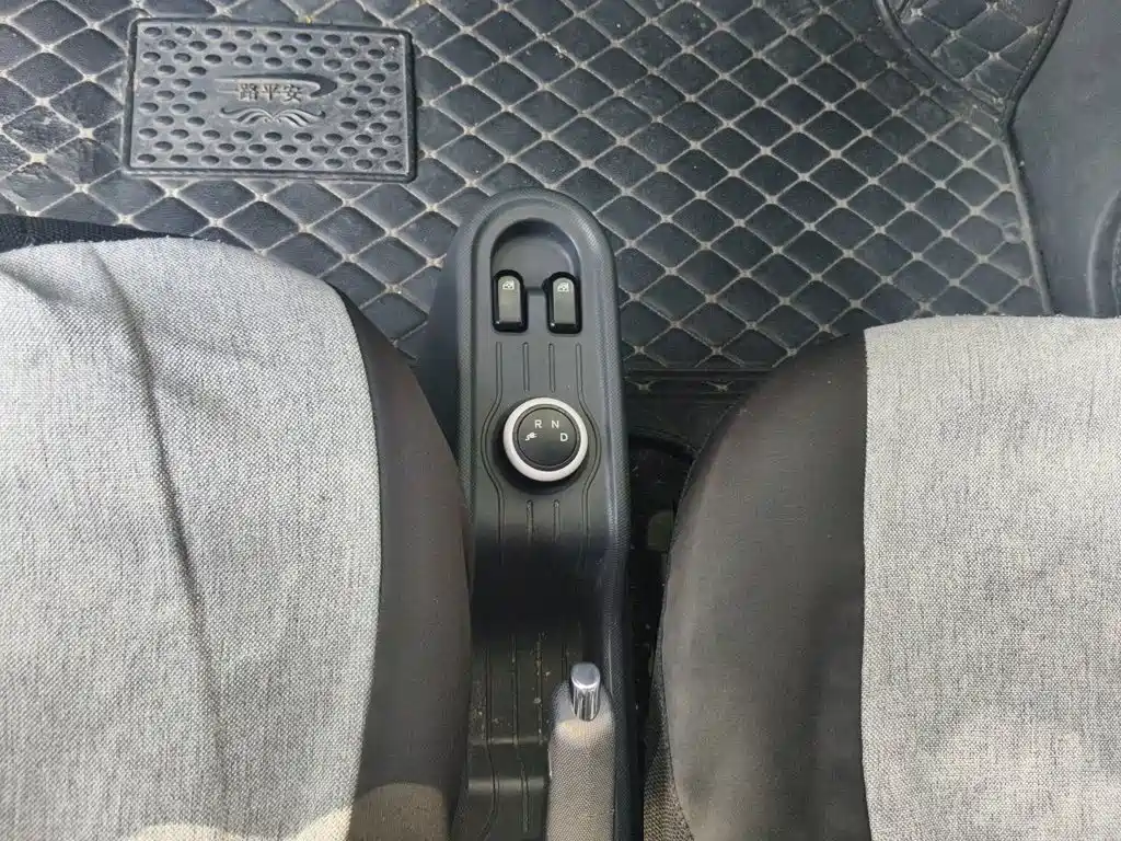 Wuling MINIEV — миниатюра 15