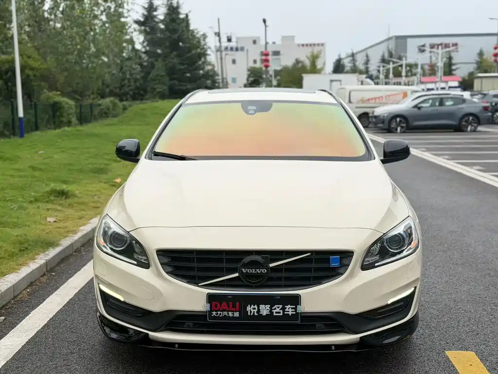 Volvo V60 — миниатюра 2