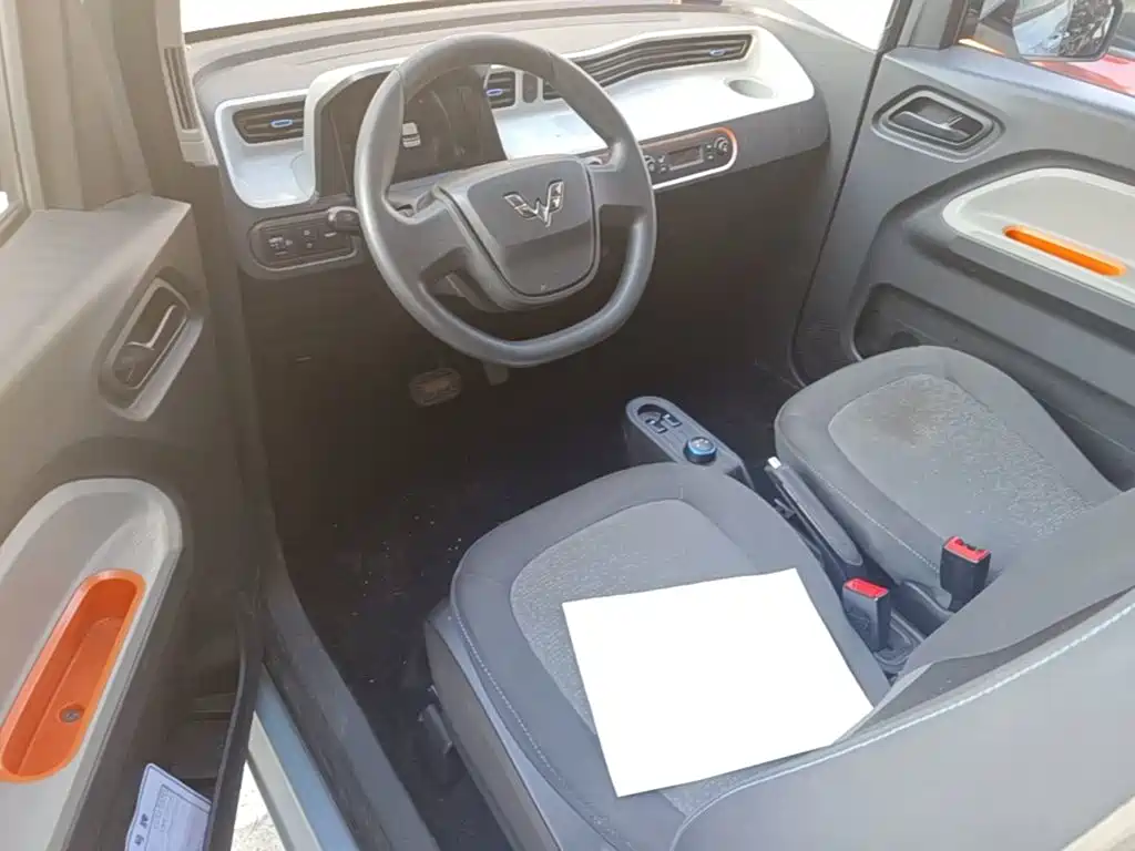 Wuling MINIEV — миниатюра 16