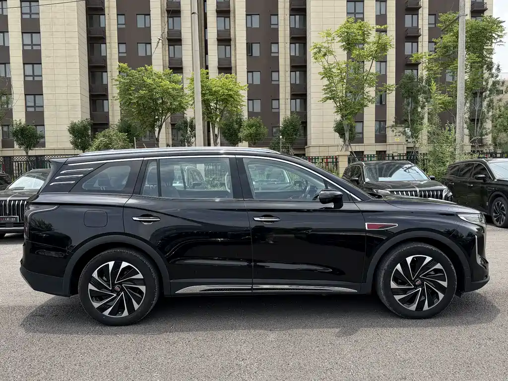Hongqi Hongqi HS7 PHEV — миниатюра 15