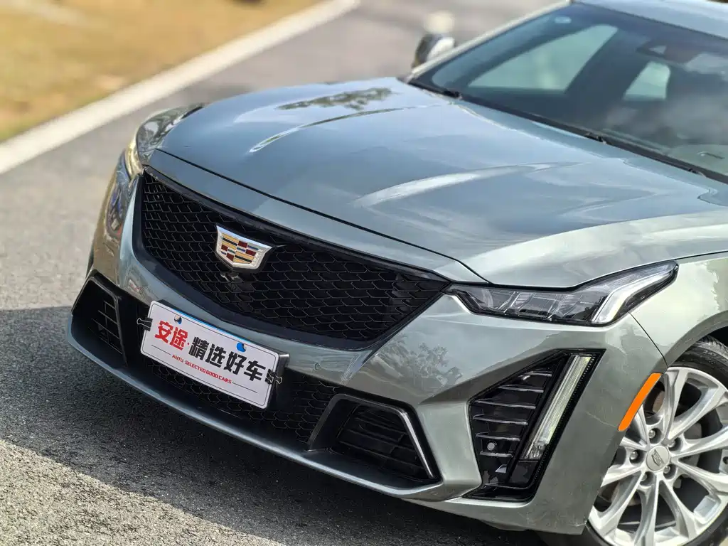 Cadillac CT5 — миниатюра 5